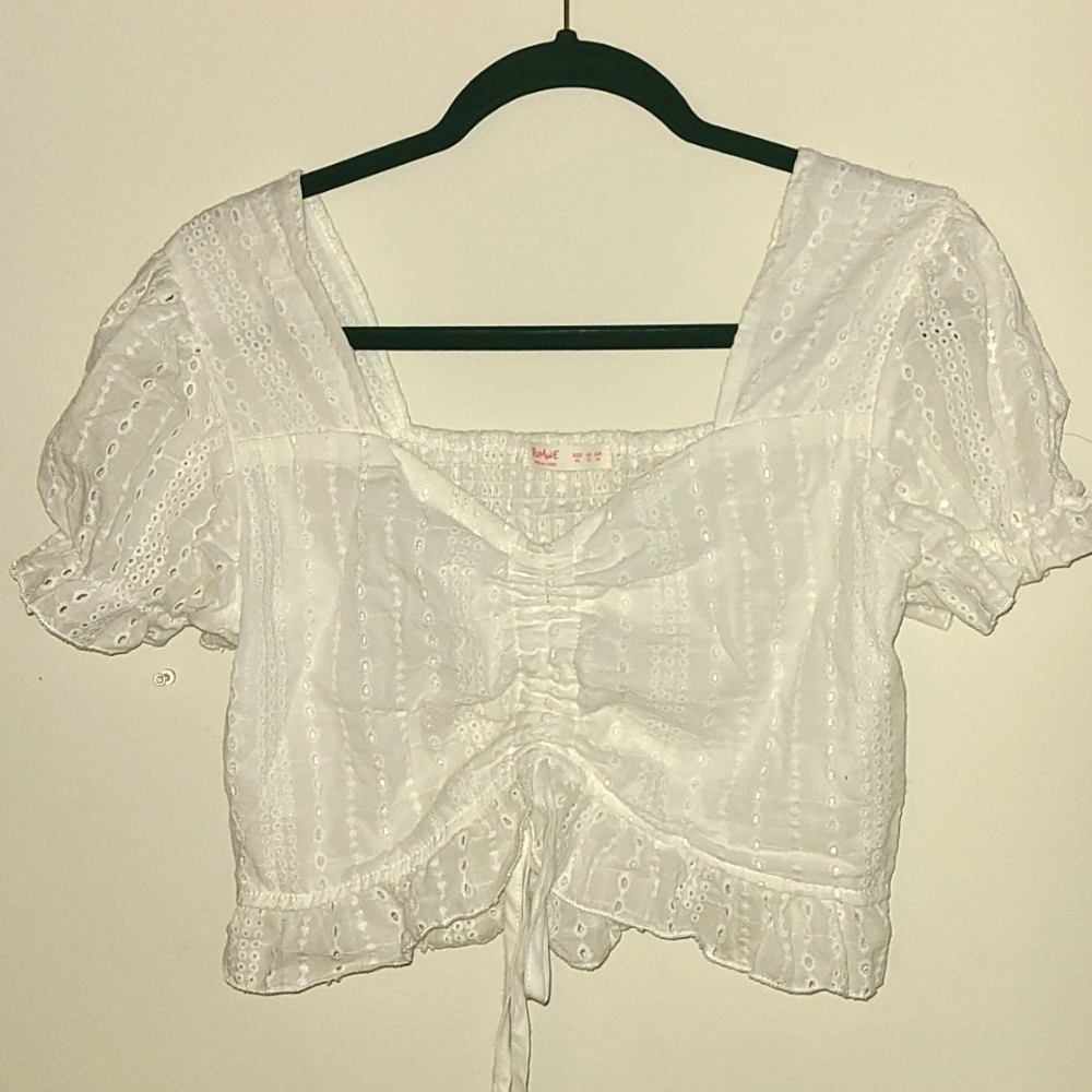 Romwe White Milkmaid Blouse Crop Top Puff Sleeves Eyelet Lace
